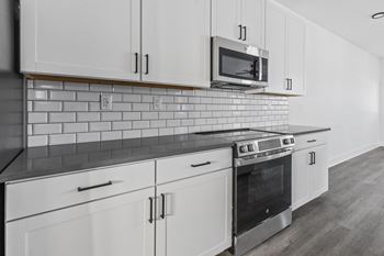 Porcelain backsplash